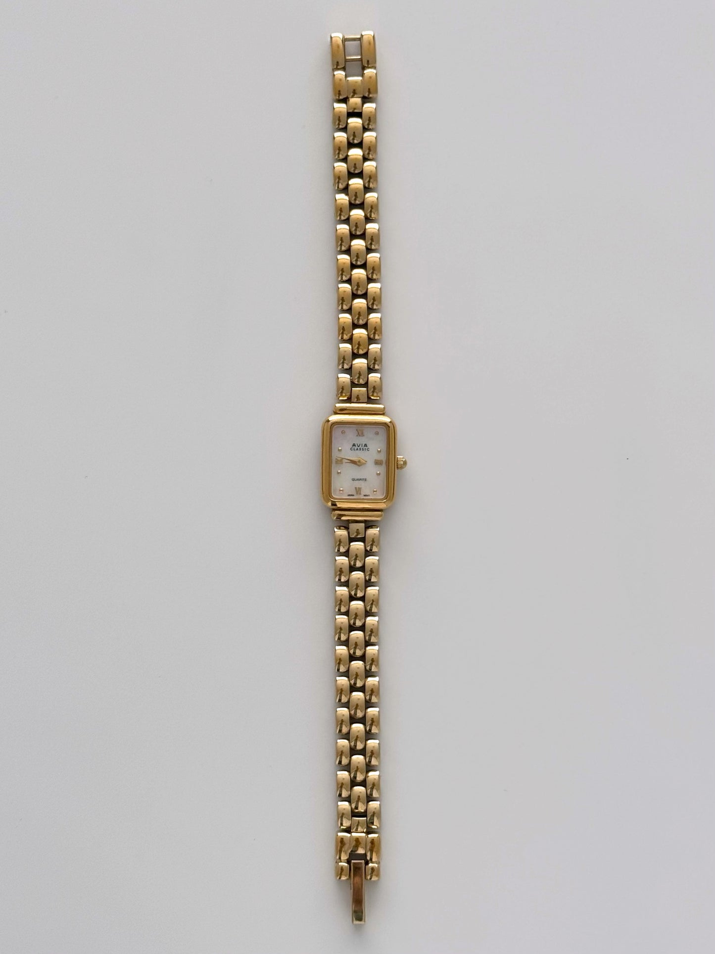 Vintage Avia Classic Watch