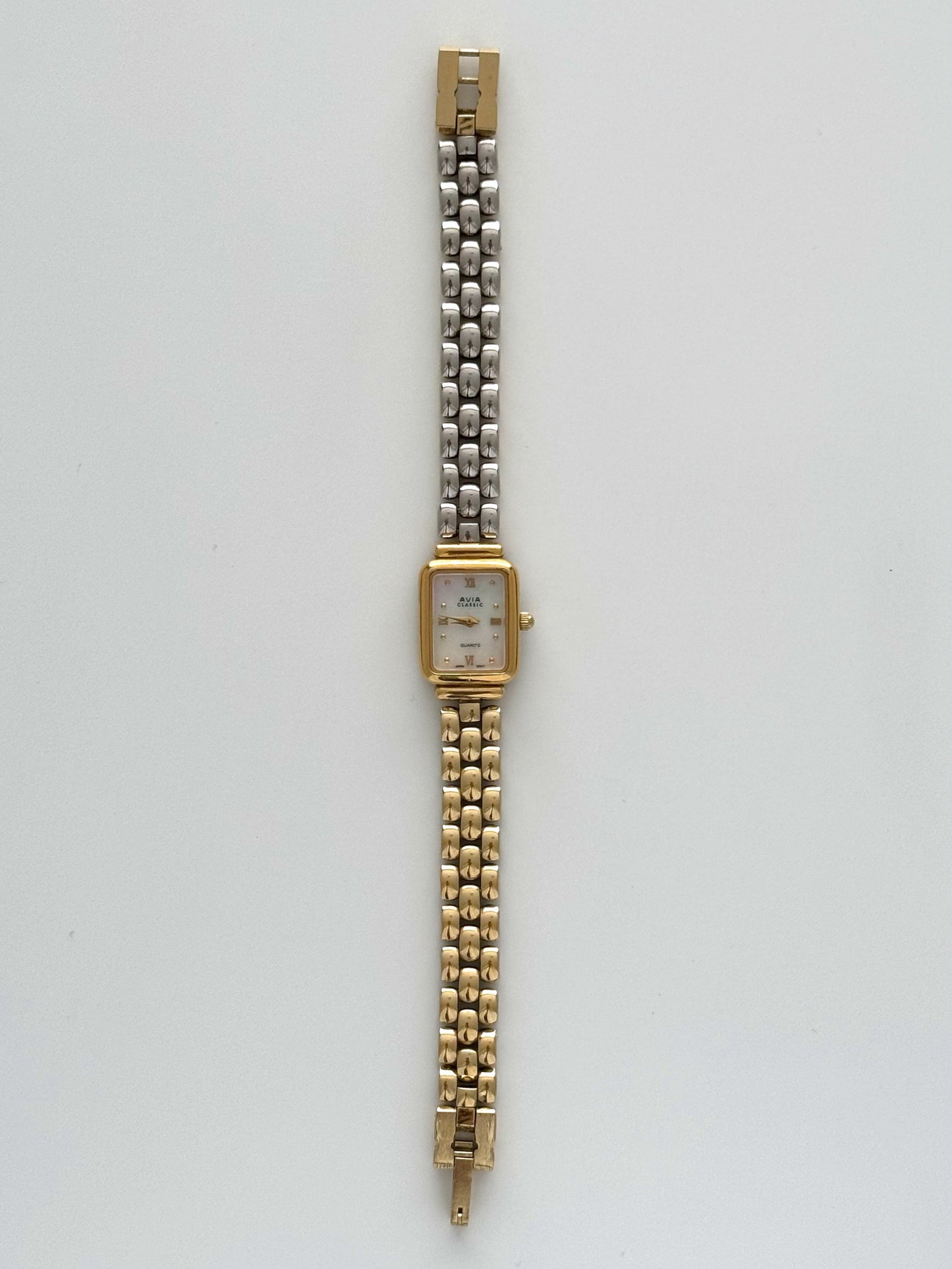 Vintage Avia Classic Watch