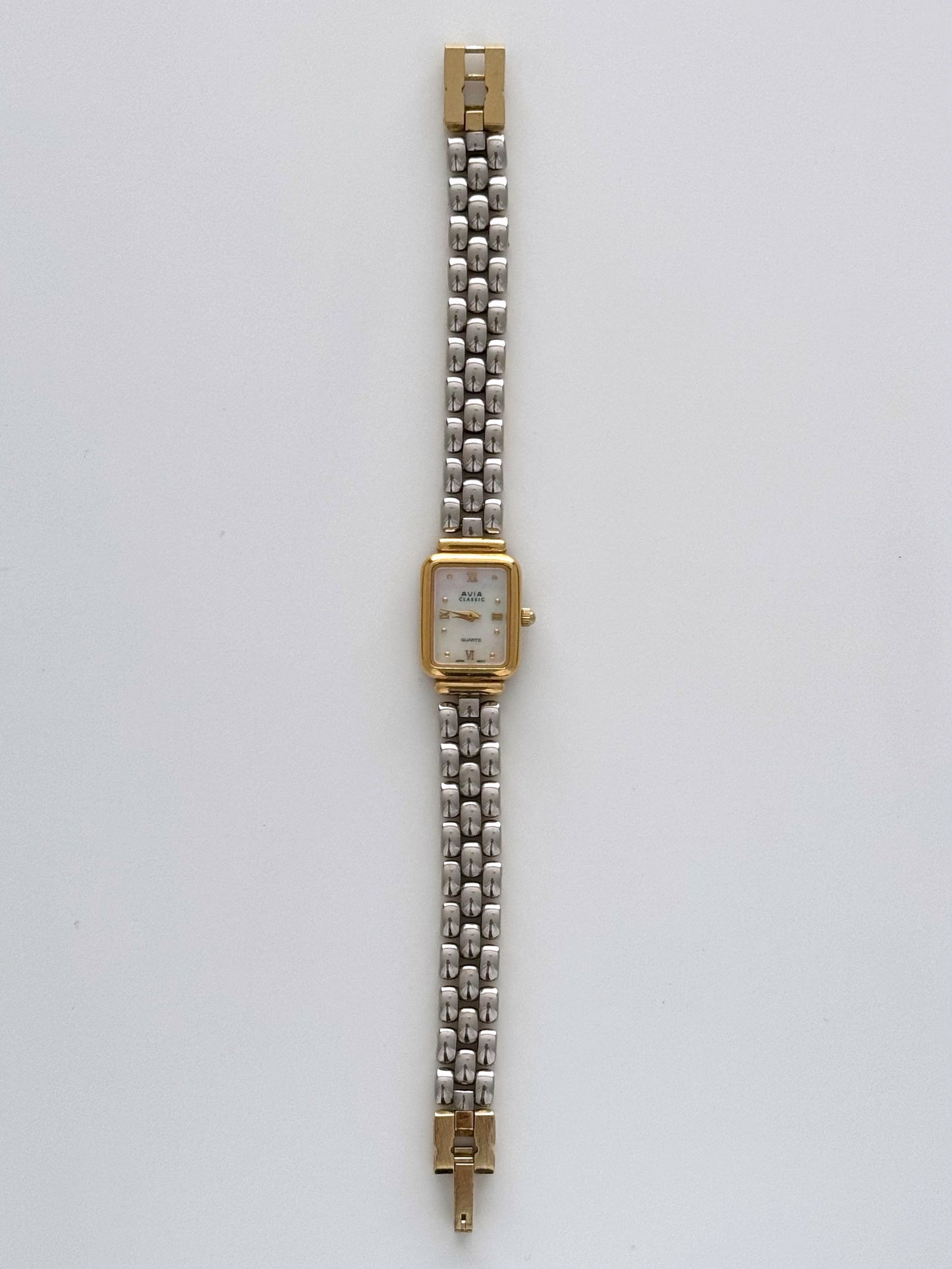 Vintage Avia Classic Watch